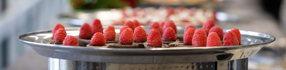 Mini chocolate raspberry tarts